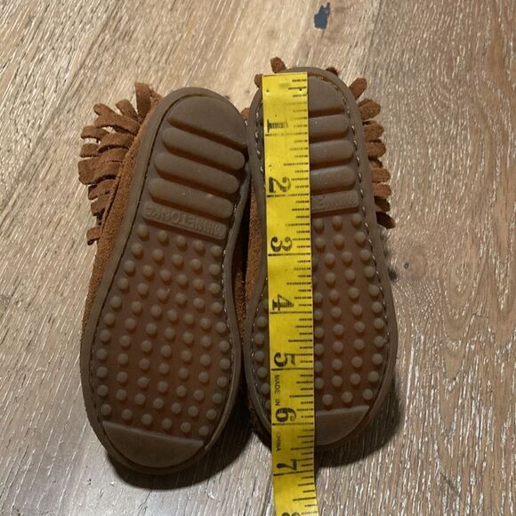 Minnetonka Double Fringe Size 9 children’s 4 year old - Picture 7 of 7